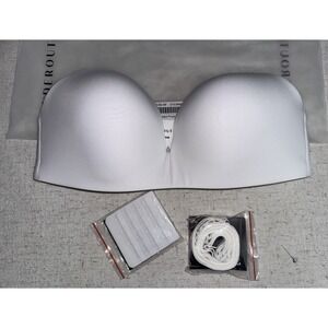 NWT Underoutfit 1248 Strapless White Bra Sz Large No Strings Attached